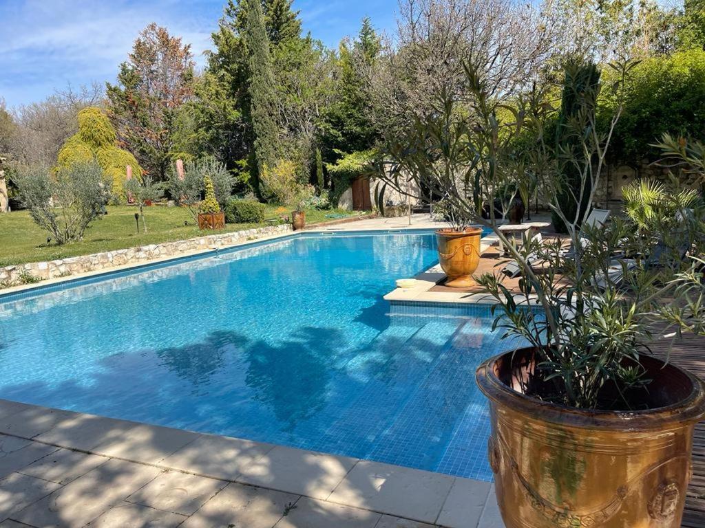 Gite Au Coeur De La Provence & Spa Saint-Cannat Exterior foto